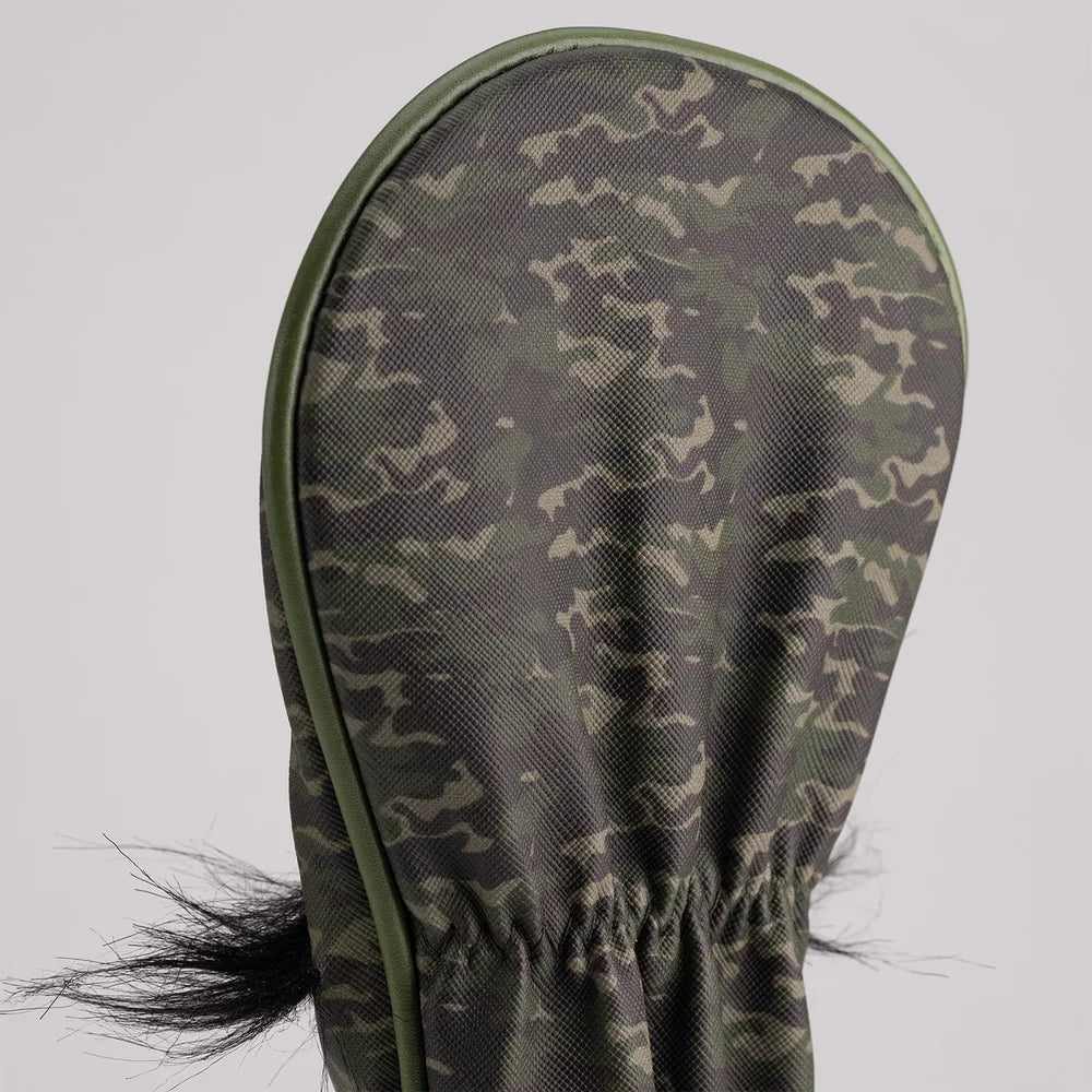 MUSTACHE SUGAR SKULL - Fairway Cover Green Camo